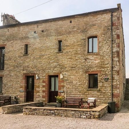 Old Byre Cottage Ravenstonedale Exteriör bild